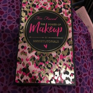 NikkieTutorials Palette